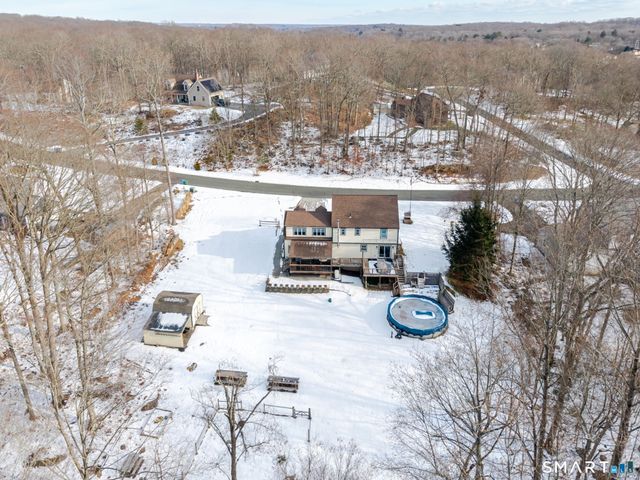 22 Ebony Lane, Essex, CT 06442