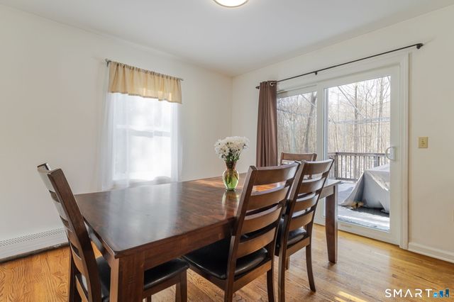 22 Ebony Lane, Essex, CT 06442