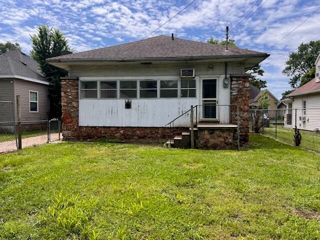 935 West Brower Street, Springfield, MO 65802