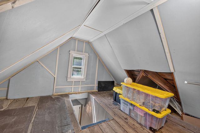 442 Mammoth Road, Manchester, NH 03109