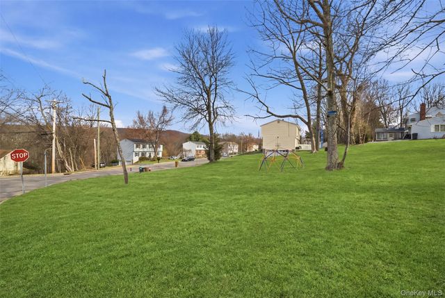 62 Woodland Road, Highland Mills, NY 10930