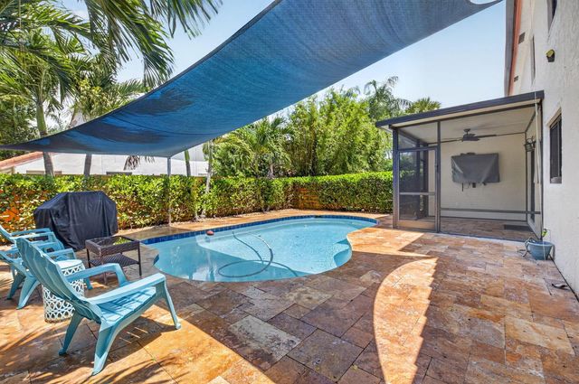 21661 Casa Monte Court, Boca Raton, FL 33433