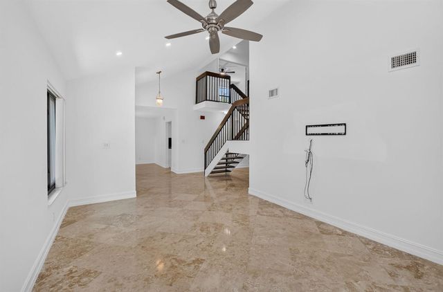21661 Casa Monte Court, Boca Raton, FL 33433