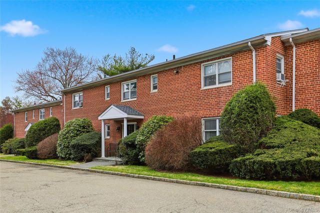 352 N State Road 1H, Briarcliff Manor, NY 10510