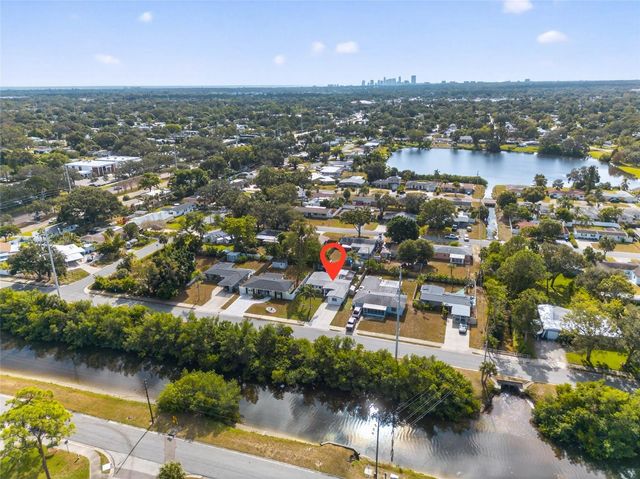 1090 77TH AVENUE N, St Petersburg, FL 33702