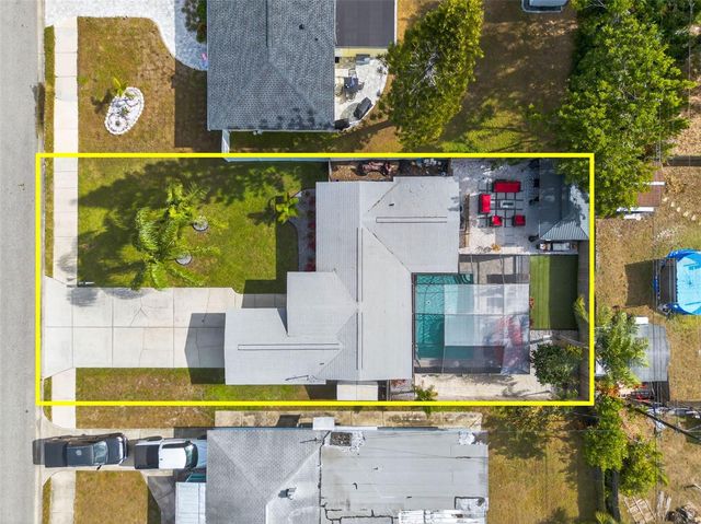 1090 77TH AVENUE N, St Petersburg, FL 33702