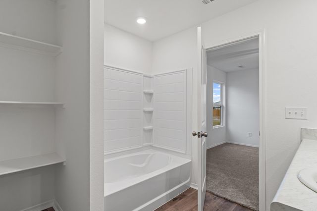 11233 River Valley Drive, Hensley, AR 72065