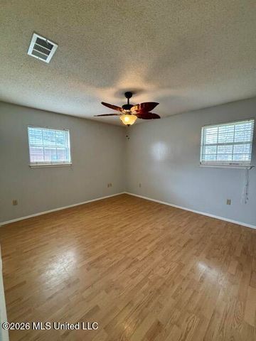 2 Sandalwood Court, D'iberville, MS 39540