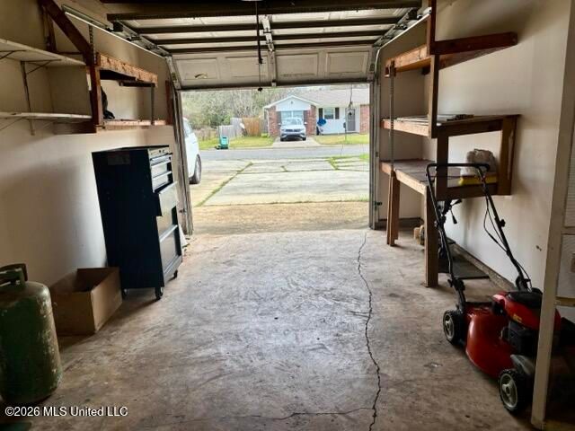 2 Sandalwood Court, D'iberville, MS 39540