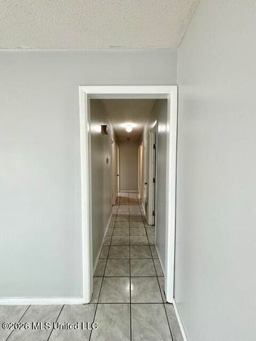 2 Sandalwood Court, D'iberville, MS 39540