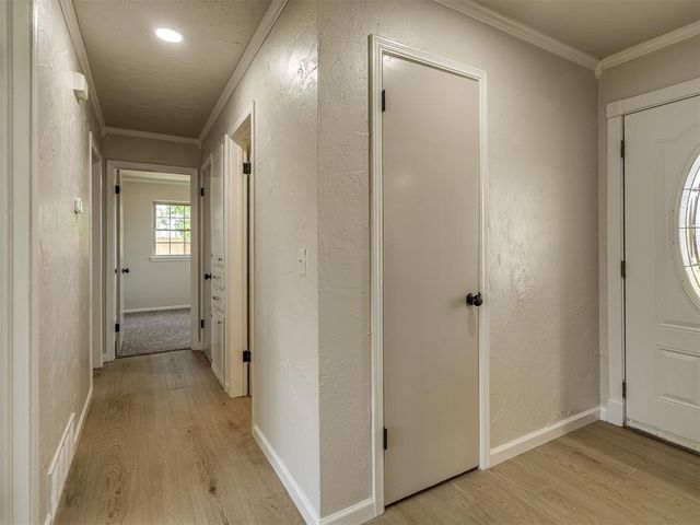100 Olympic Drive, Moore, OK 73160
