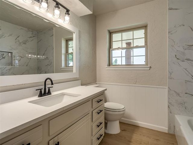 100 Olympic Drive, Moore, OK 73160