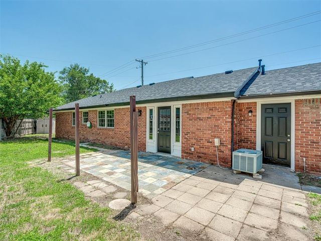 100 Olympic Drive, Moore, OK 73160