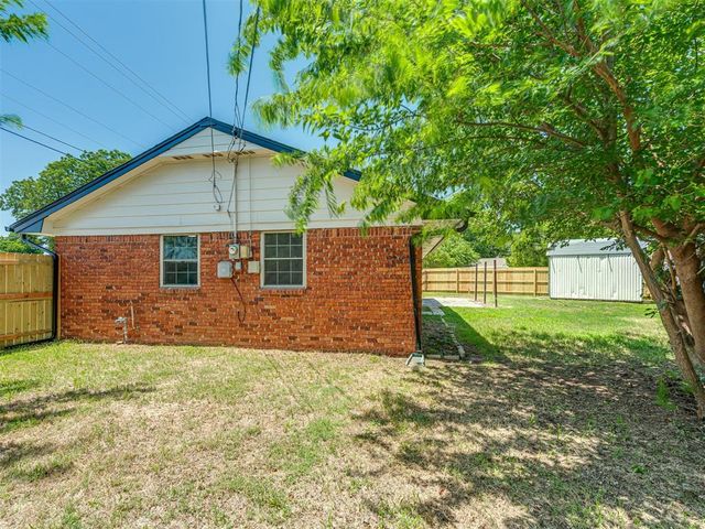 100 Olympic Drive, Moore, OK 73160