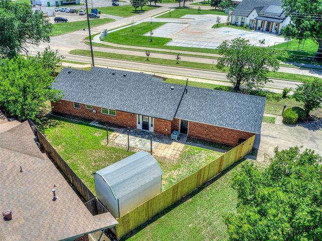 100 Olympic Drive, Moore, OK 73160