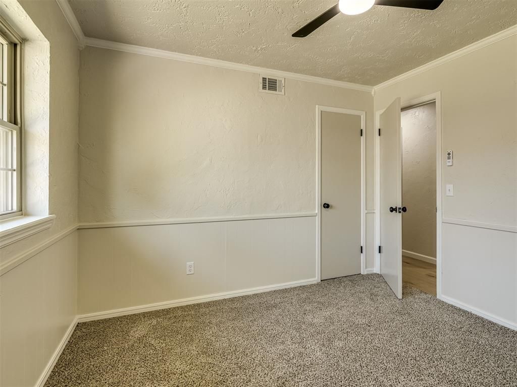 Image 25 of property listing at 100 Olympic Drive, Moore, OK 73160