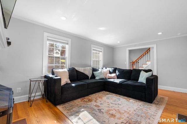 154 Clifton Avenue, West Hartford, CT 06107