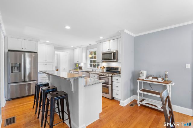 154 Clifton Avenue, West Hartford, CT 06107