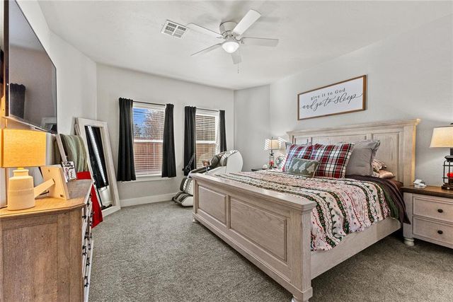 1217 Crimson Drive, Weatherford, OK 73096