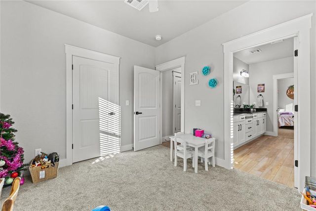 1217 Crimson Drive, Weatherford, OK 73096