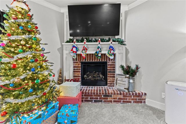 1217 Crimson Drive, Weatherford, OK 73096