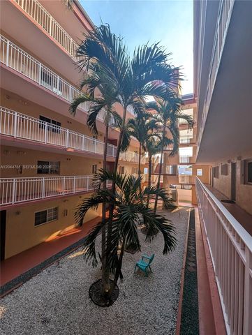 21 E 3rd St 205, Hialeah, FL 33010
