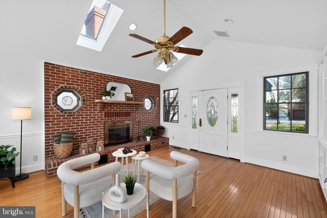 1122 BEECH DR, Baltimore, MD 21220