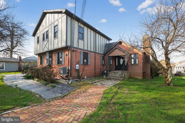 1122 BEECH DR, Baltimore, MD 21220
