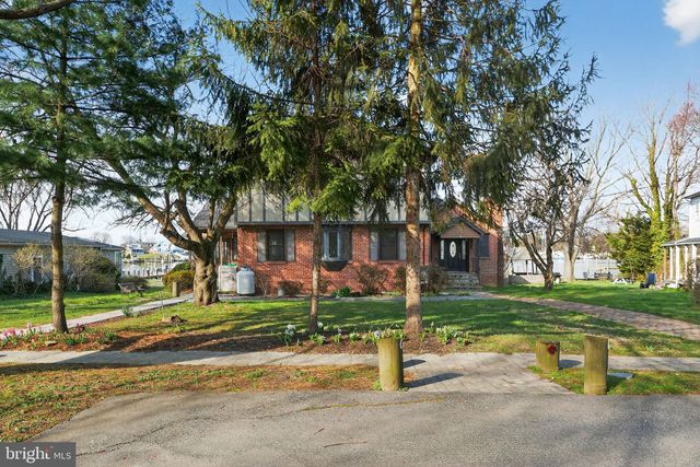 1122 BEECH DR, Baltimore, MD 21220