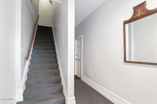 21 N Ferry Street, Schenectady, NY 12305