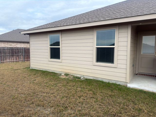 721 Durango Lane, Cleburne, TX 76033