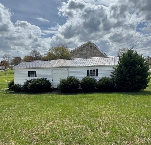 2775 Union Grove Road, Lexington, NC 27295