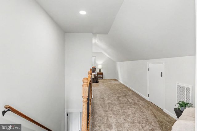 2050 GRAYSTONE RD, East Petersburg, PA 17520