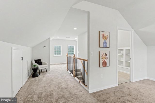 2050 GRAYSTONE RD, East Petersburg, PA 17520