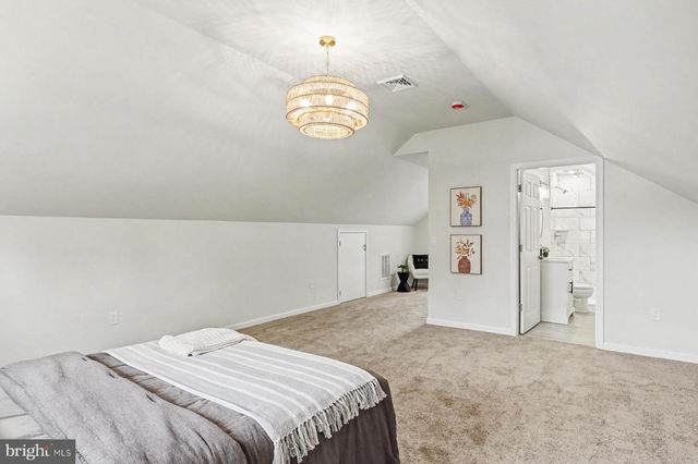 2050 GRAYSTONE RD, East Petersburg, PA 17520