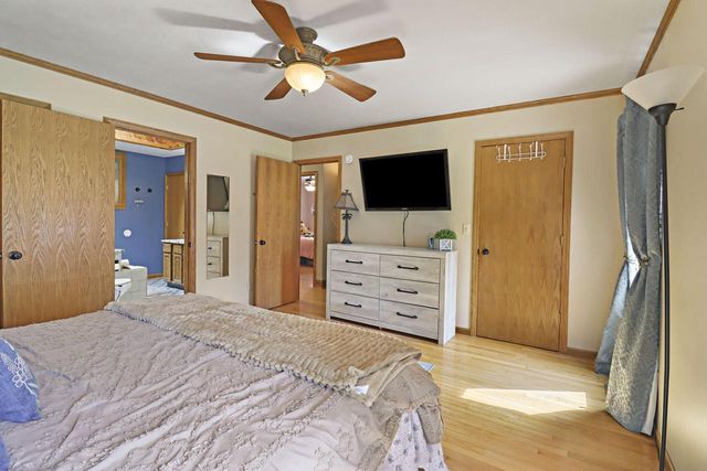 645 W Estate COURT, Elkhorn, WI 53121