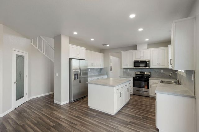 4942 Moorcroft Cir, Stockton, CA 95206