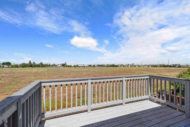 4942 Moorcroft Cir, Stockton, CA 95206
