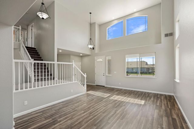 4942 Moorcroft Cir, Stockton, CA 95206