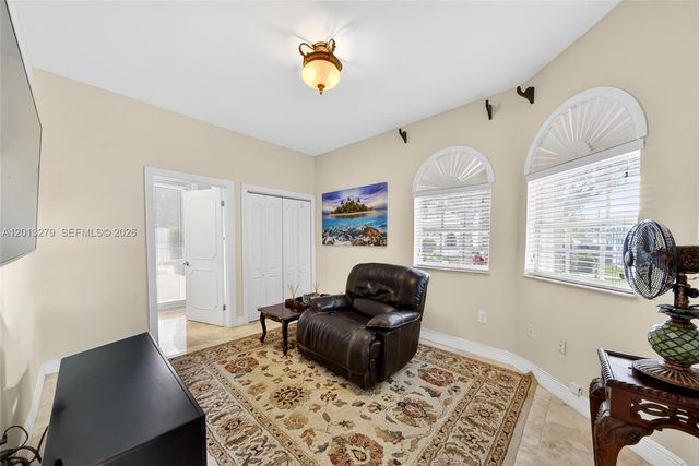 8560 NW 164th St, Miami Lakes, FL 33016