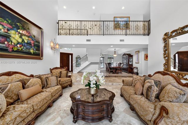 8560 NW 164th St, Miami Lakes, FL 33016