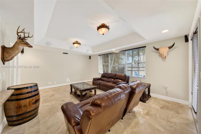 8560 NW 164th St, Miami Lakes, FL 33016