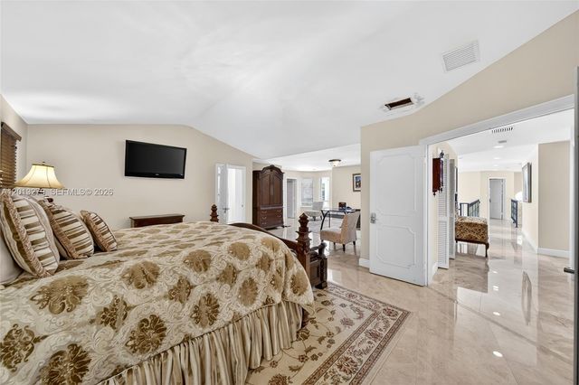 8560 NW 164th St, Miami Lakes, FL 33016