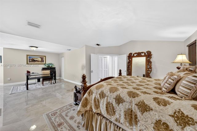 8560 NW 164th St, Miami Lakes, FL 33016