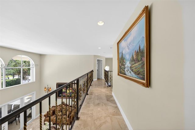 8560 NW 164th St, Miami Lakes, FL 33016