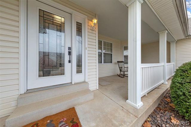 7 Cherokee Sunset Court, O'fallon, MO 63366