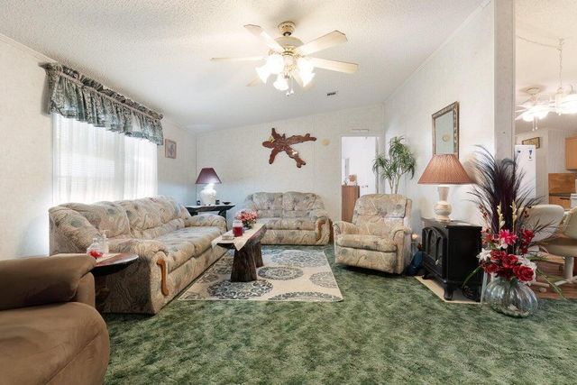 757 Paradise Island Drive, Defuniak Springs, FL 32433