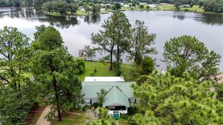 757 Paradise Island Drive, Defuniak Springs, FL 32433