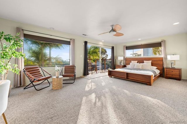 3306 Donna Dr, Carlsbad, CA 92008