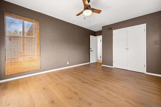 3306 Donna Dr, Carlsbad, CA 92008